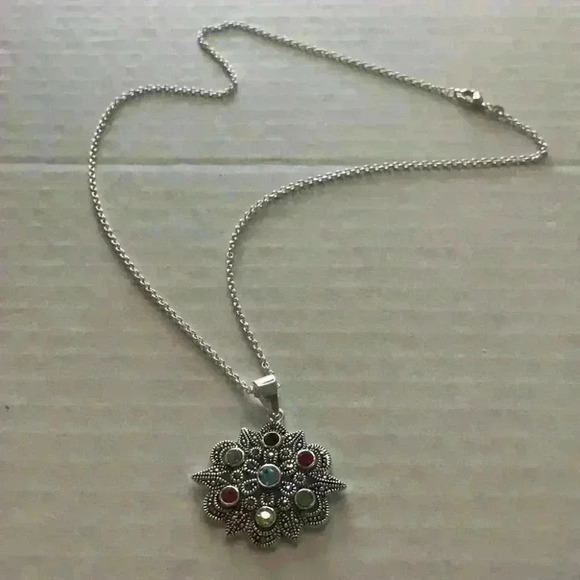 Macy’s new Marcasite Stone Silver Plated N… - Picture 2 of 8